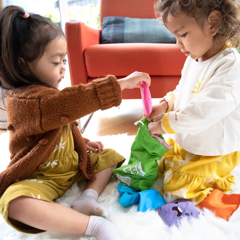Развивающая игрушка "Подушечки.Изучаем цвета и эмоции" (10 элементов)
