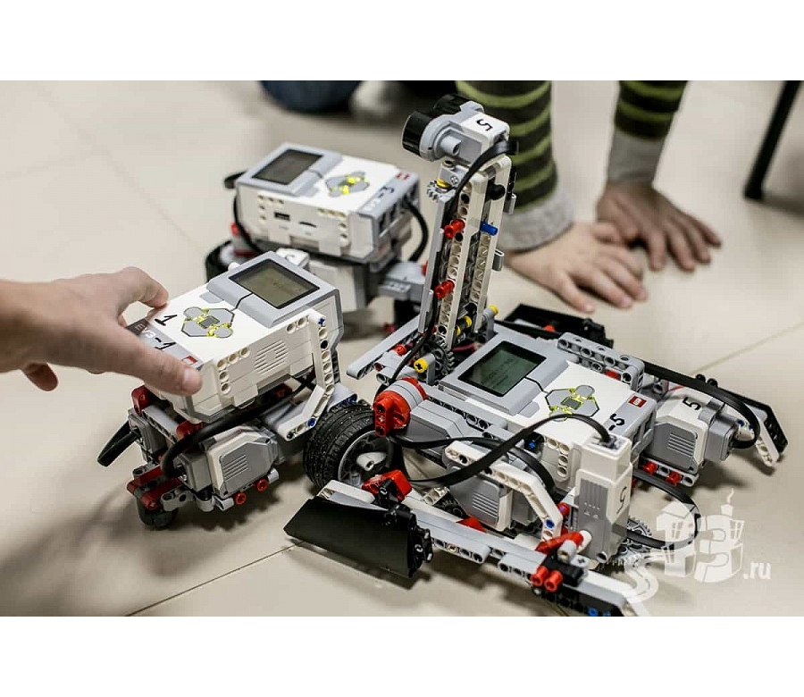 Комплект оборудования для изучения основ робототехники и программирования, в том числе для подготовки к робототехническим соревнованиям WorldSkills Junior